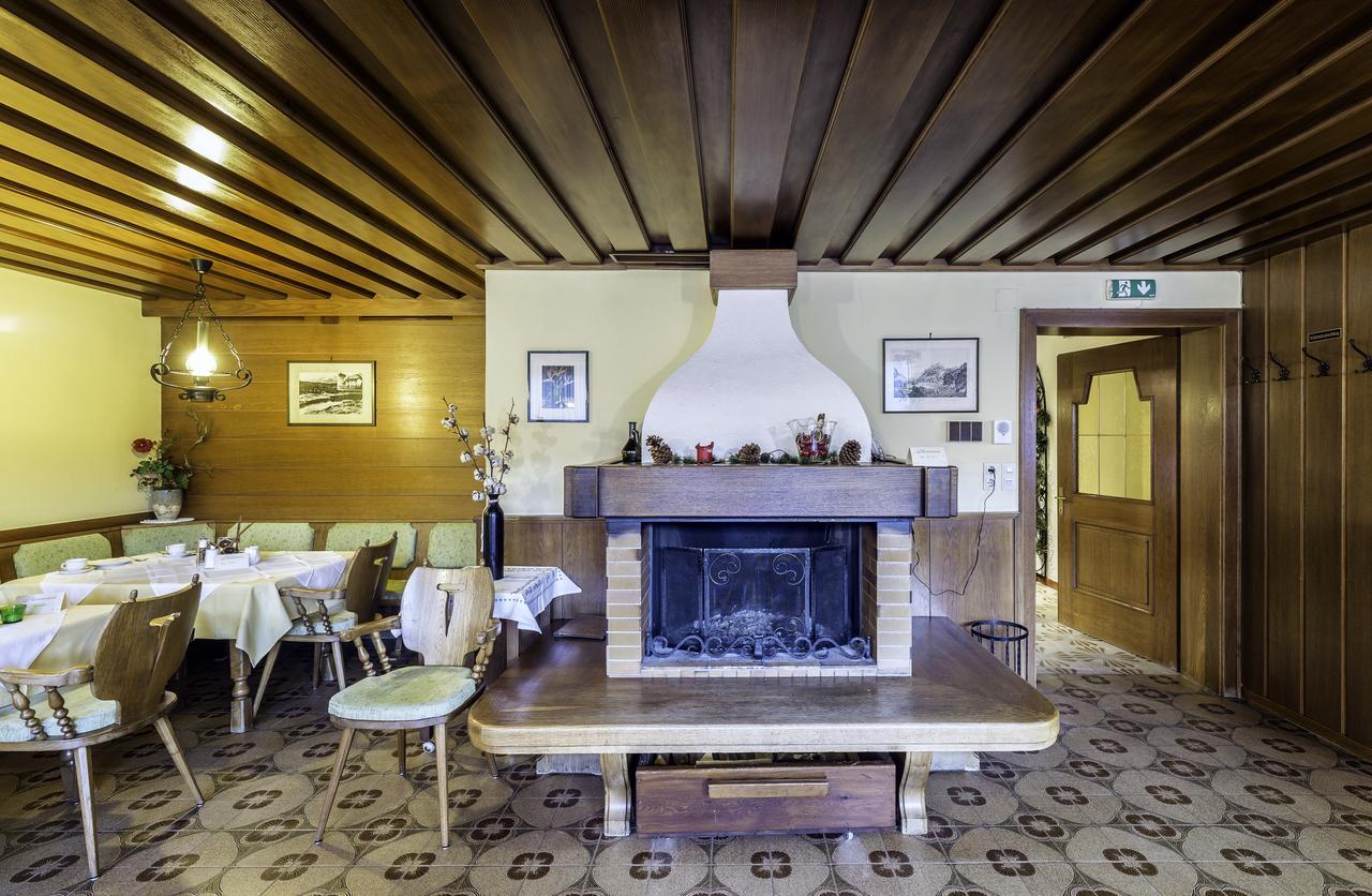 Ai Landhotel Bier Peter Bodensdorf Bagian luar foto