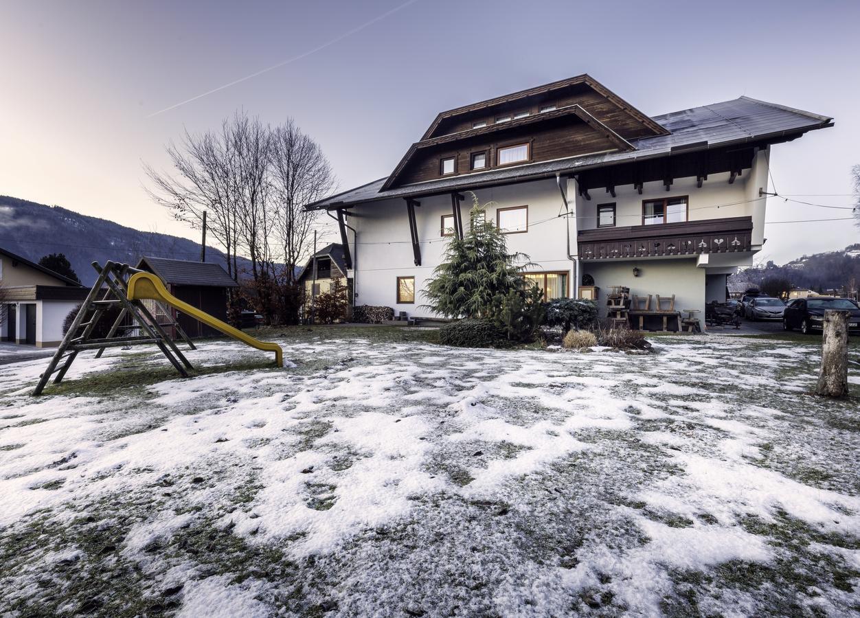 Ai Landhotel Bier Peter Bodensdorf Bagian luar foto